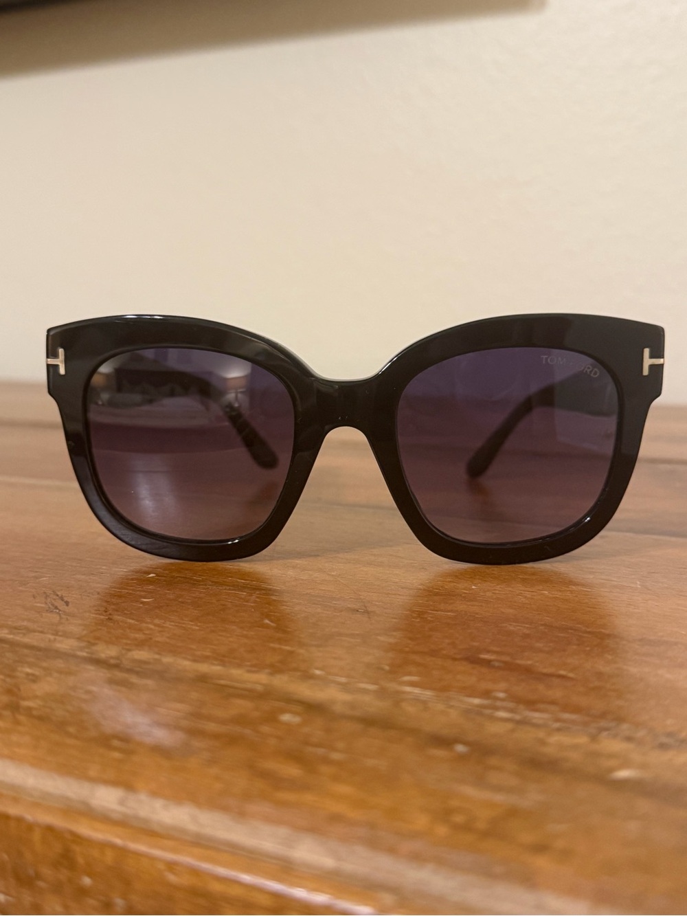 Tom Ford Beatrix-02 TF613 Women’s Sunglasses – Black (01C)